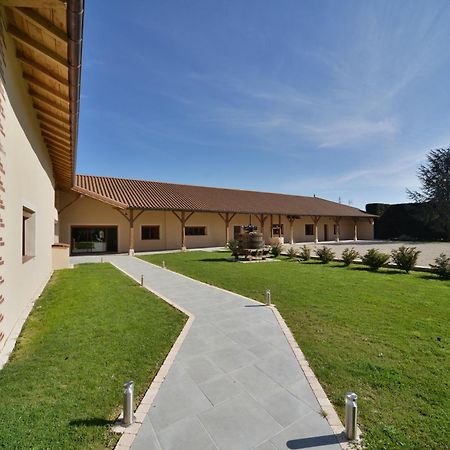 Domaine De La Garde Bed & Breakfast Vonnas Dış mekan fotoğraf